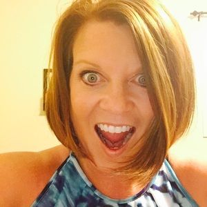 Meet your Posher, Christine